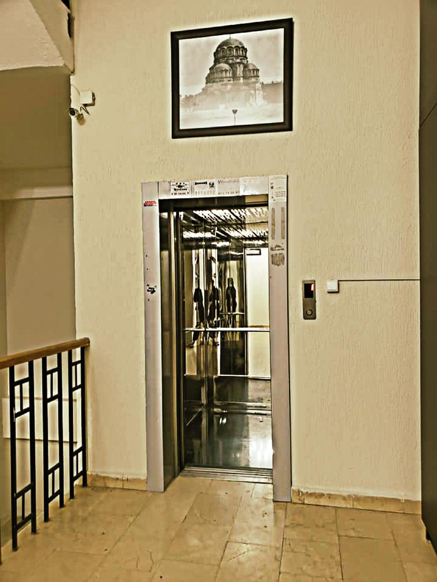 Cozy Apartment In The City Center Mtatsminda تبليسي المظهر الخارجي الصورة