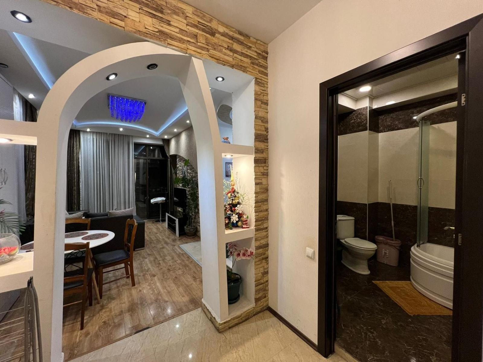 Cozy Apartment In The City Center Mtatsminda تبليسي المظهر الخارجي الصورة