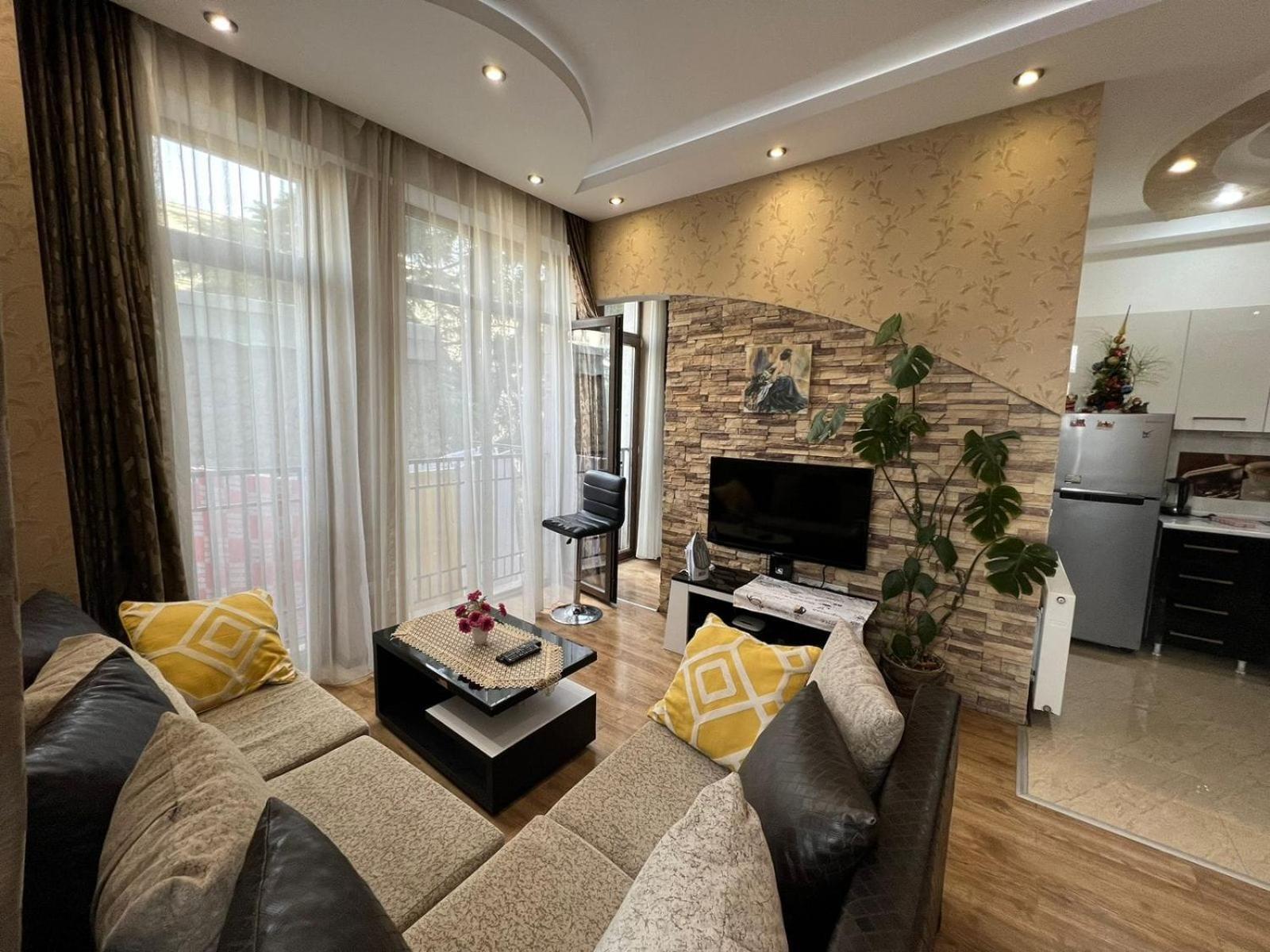 Cozy Apartment In The City Center Mtatsminda تبليسي المظهر الخارجي الصورة