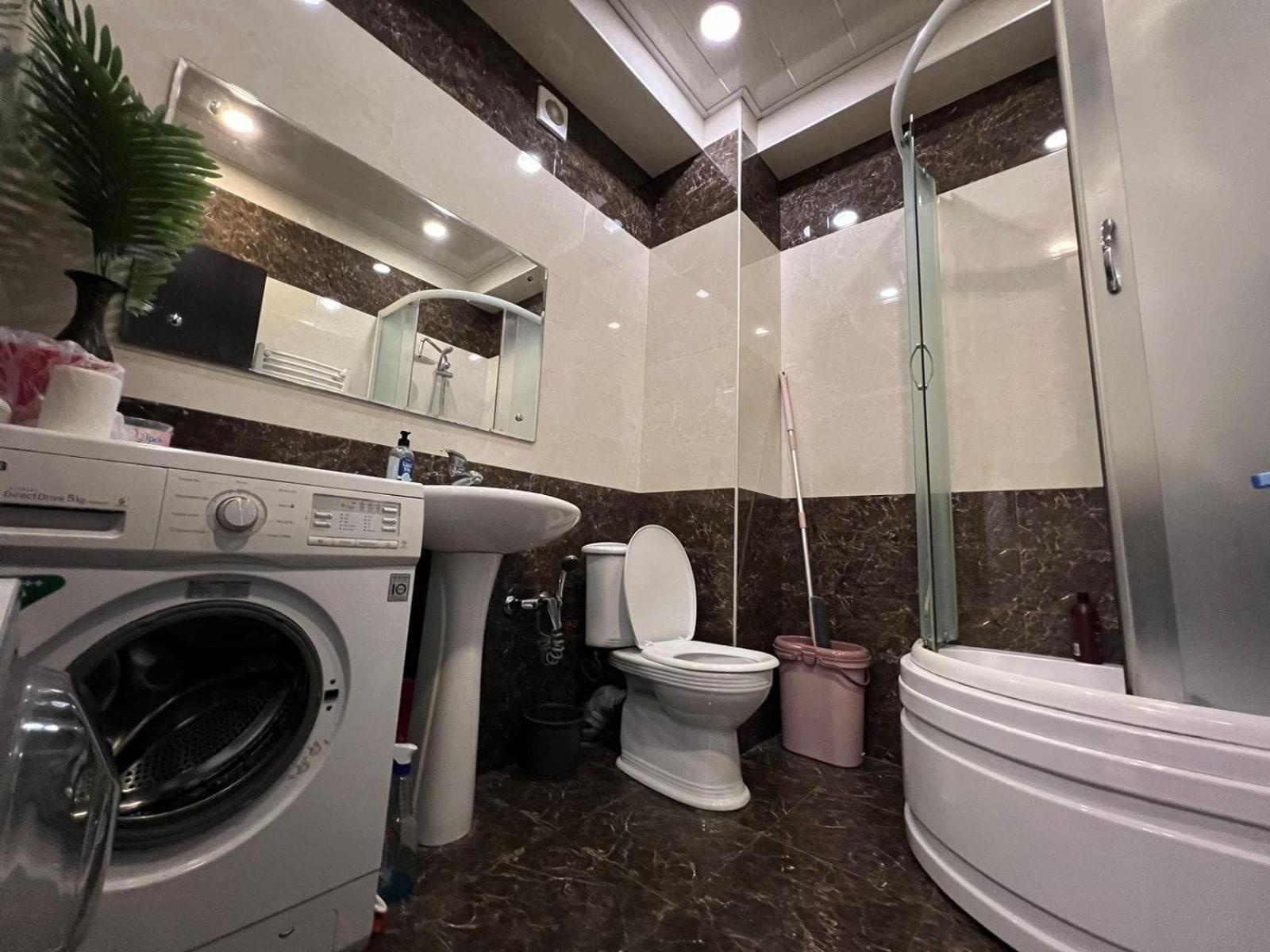 Cozy Apartment In The City Center Mtatsminda تبليسي المظهر الخارجي الصورة