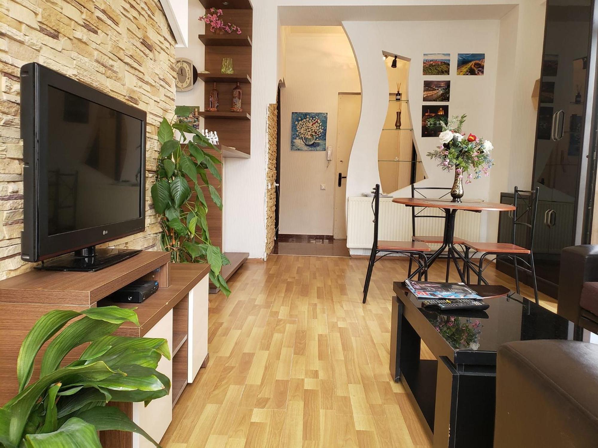 Cozy Apartment In The City Center Mtatsminda تبليسي المظهر الخارجي الصورة