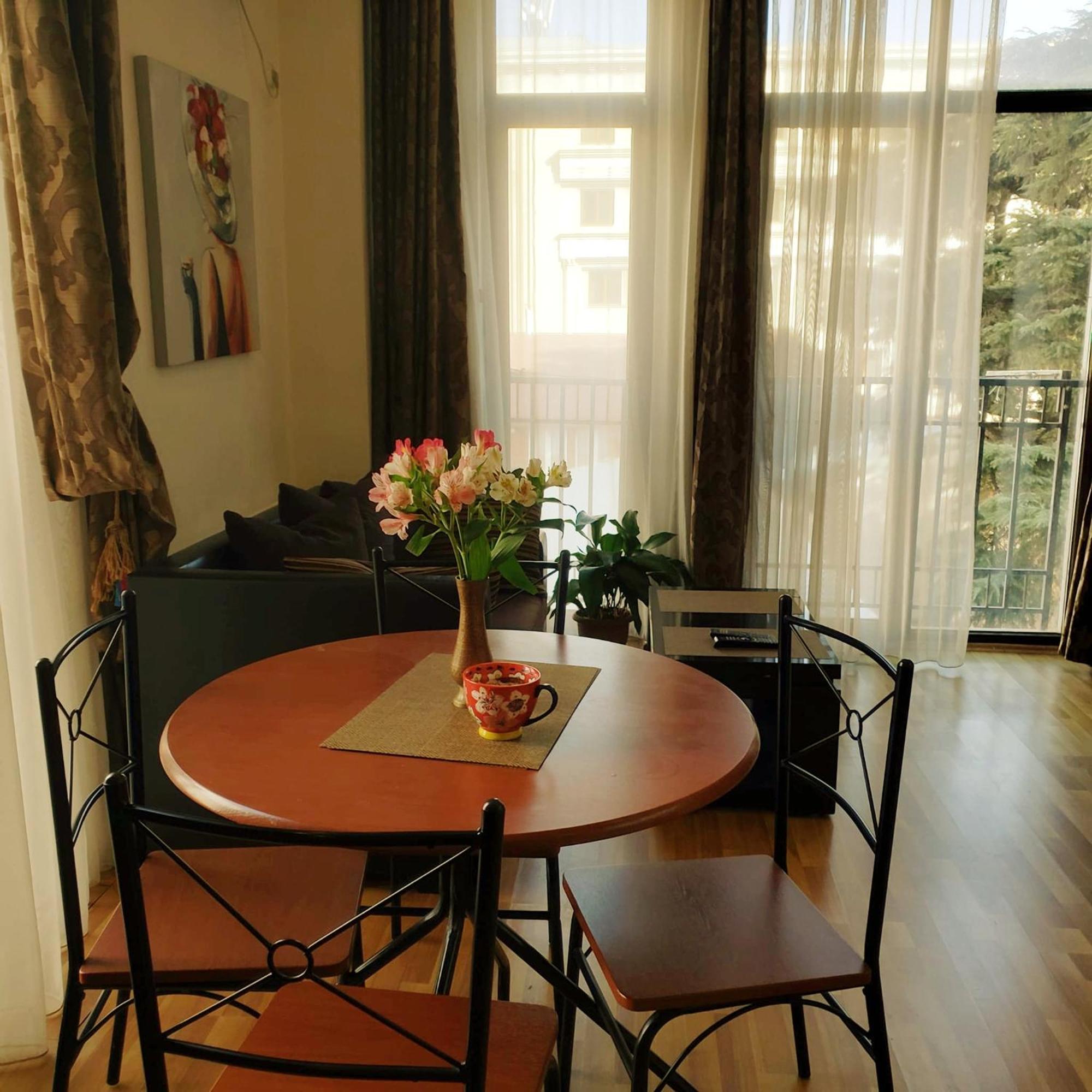 Cozy Apartment In The City Center Mtatsminda تبليسي المظهر الخارجي الصورة