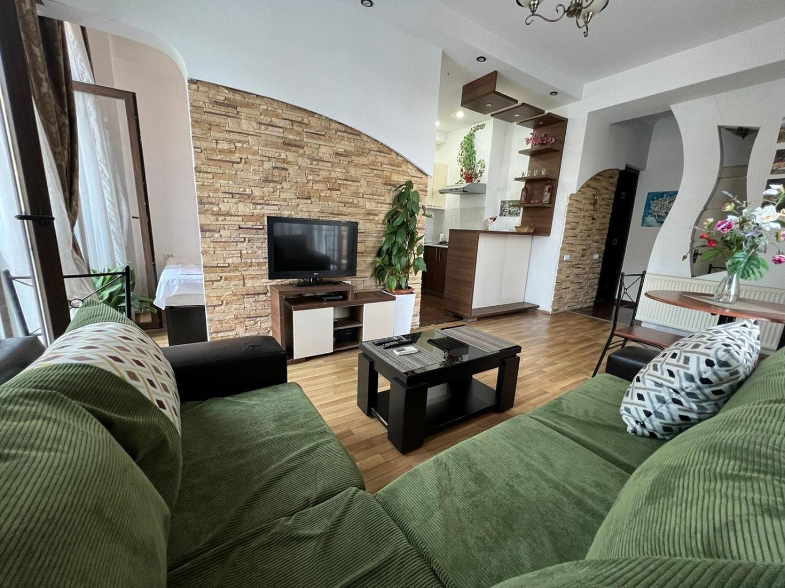 Cozy Apartment In The City Center Mtatsminda تبليسي المظهر الخارجي الصورة