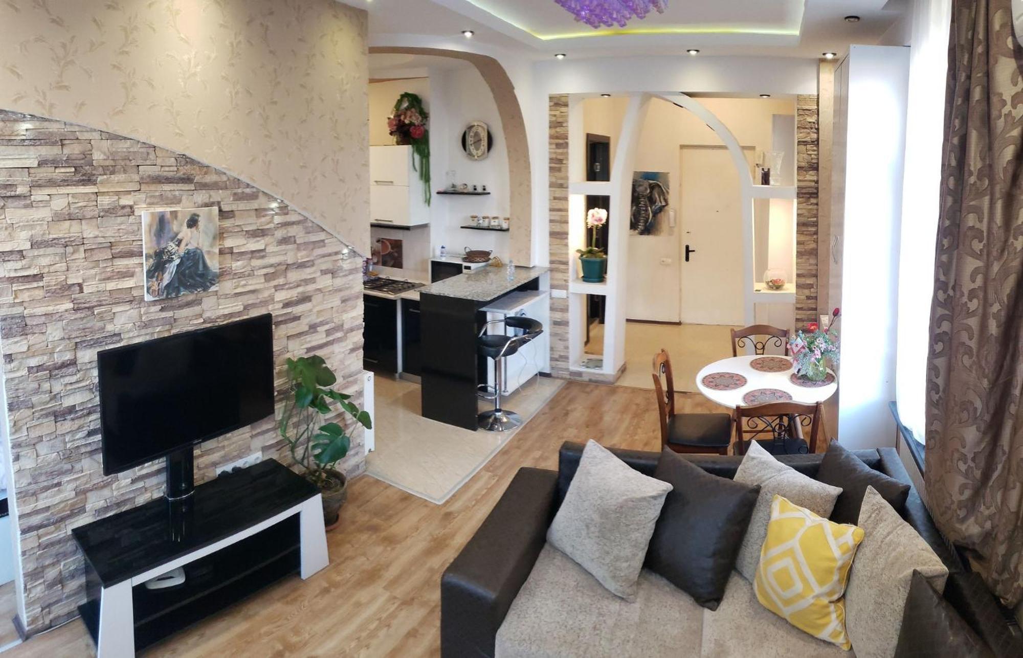 Cozy Apartment In The City Center Mtatsminda تبليسي المظهر الخارجي الصورة