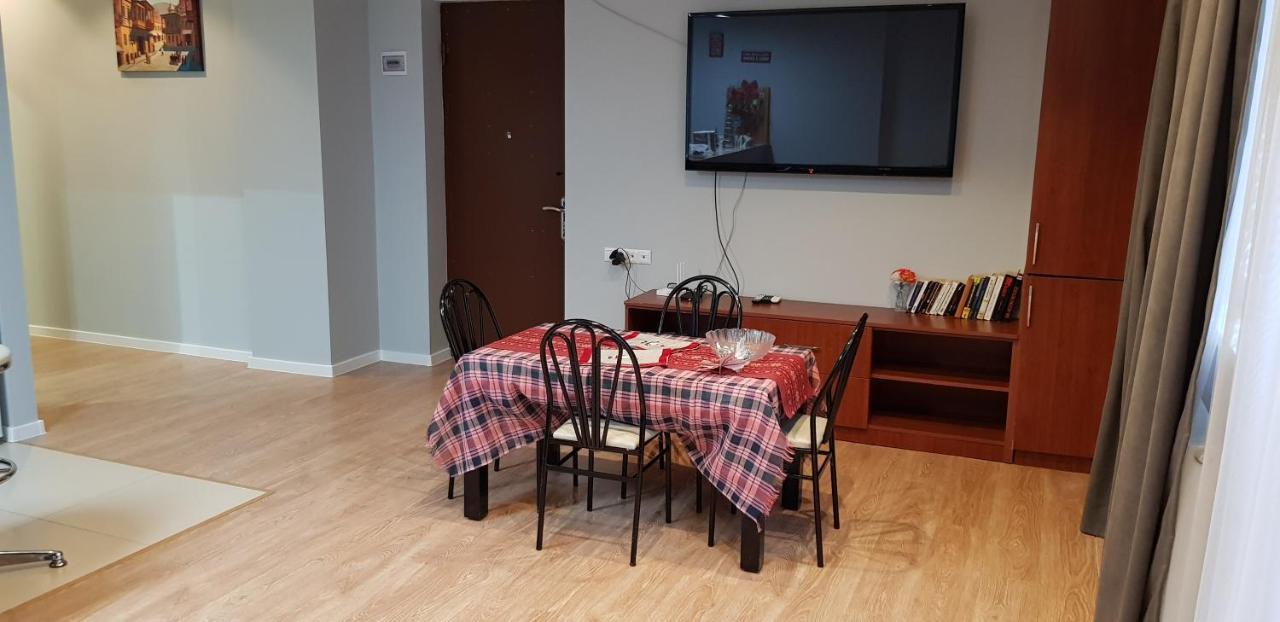 Cozy Apartment In The City Center Mtatsminda تبليسي المظهر الخارجي الصورة